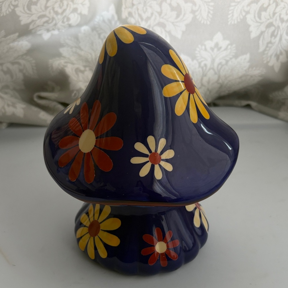 Ceramic Flower Mushroom bank — Deep Blue Hand-Painted Décor